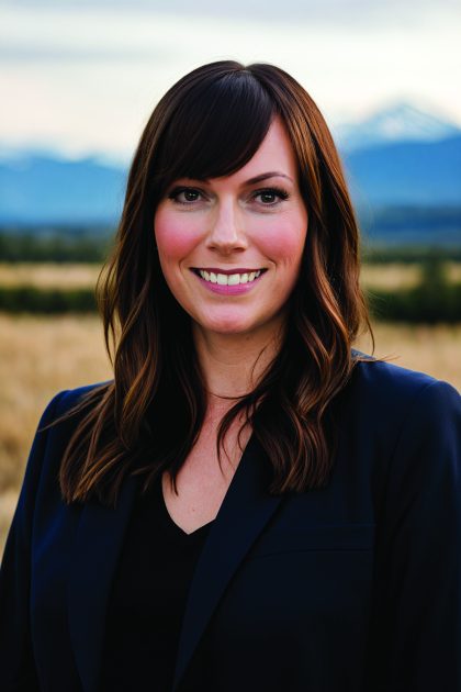 PeopleDoChange_AuthorPhoto-HR PeopleDoChange_AuthorPhoto-HR